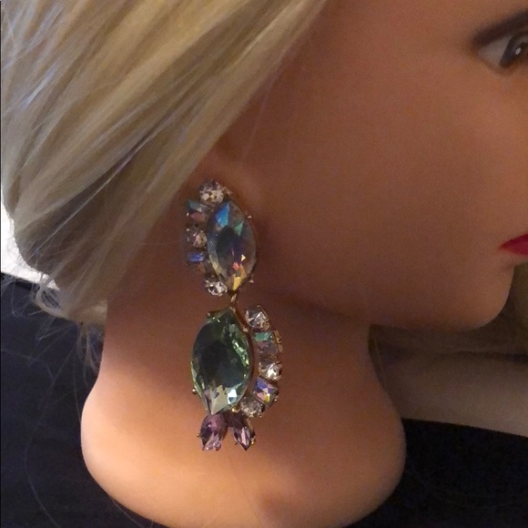 Earrings - Picture 2 of 4